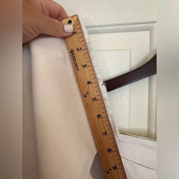 NWT GOOD AMERICAN Good Legs 16 White Straight Leg Sculpt Raw Hem Jeans Mid Rise2 - Picture 11 of 16